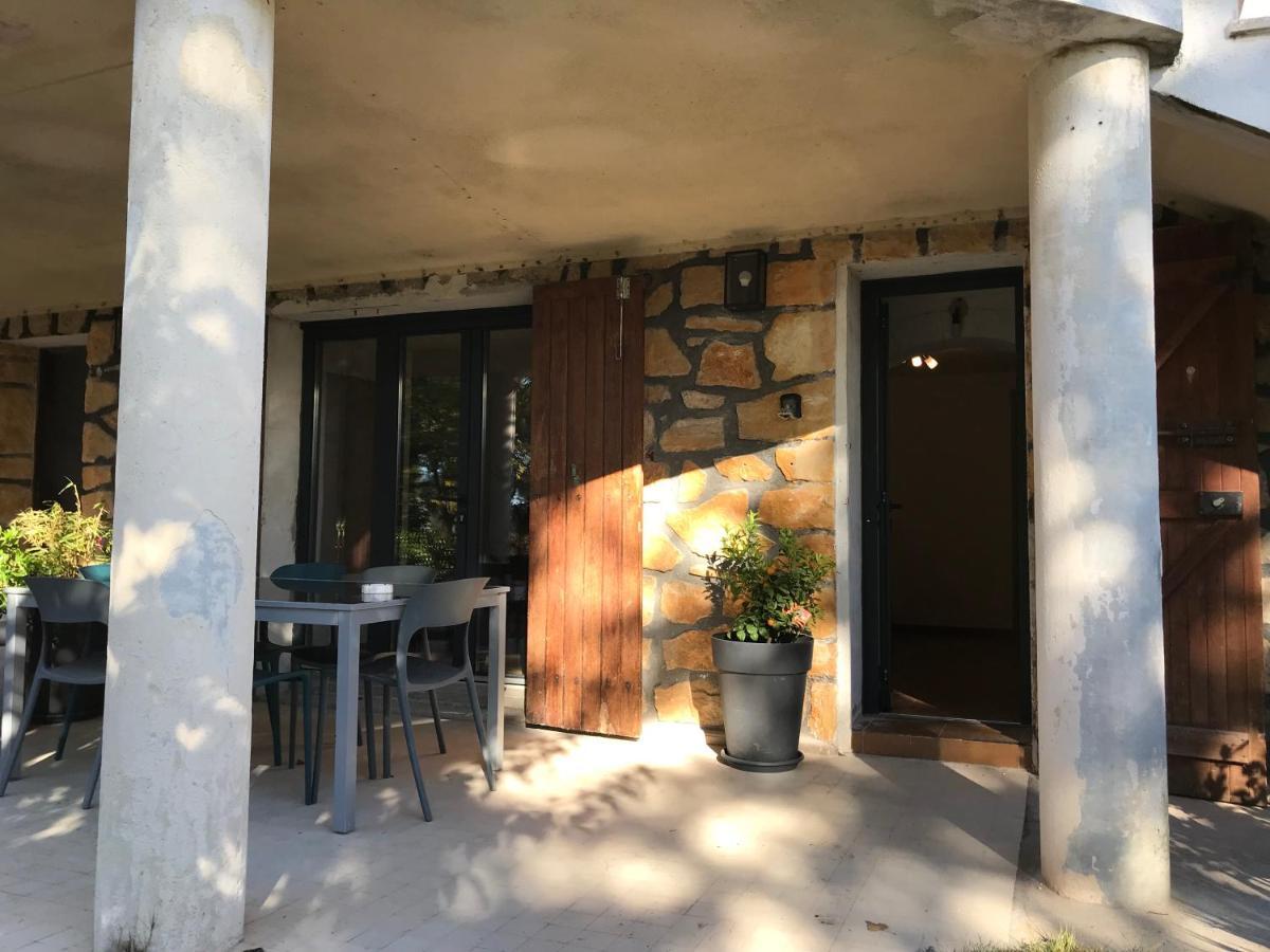 Superbe Bas De Villaix Apartment